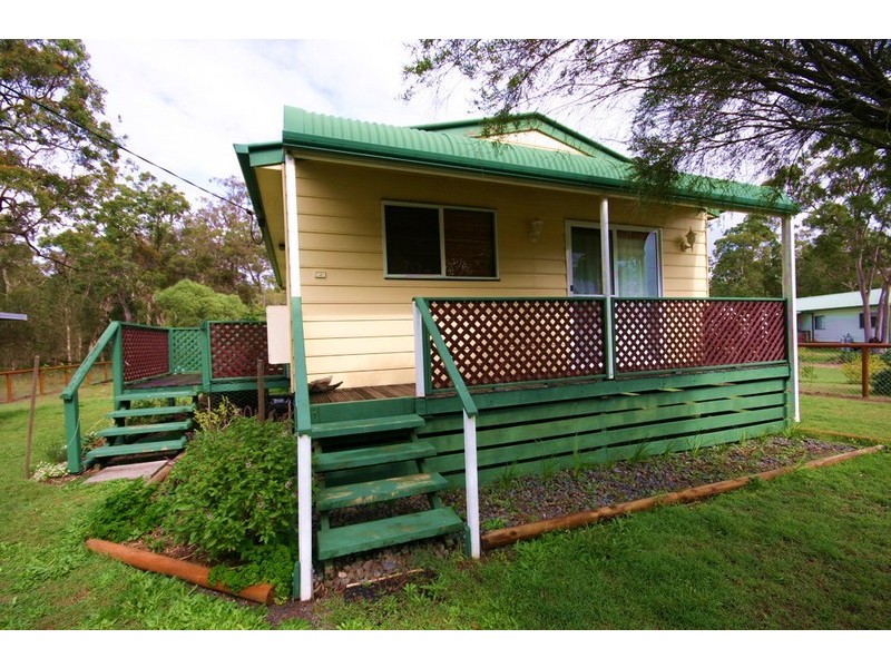 18 Undine Street,, Macleay Island QLD 4184