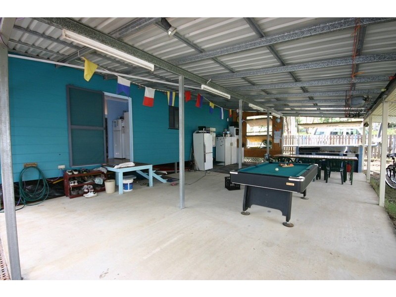 10 Panaroo Street, Macleay Island QLD 4184