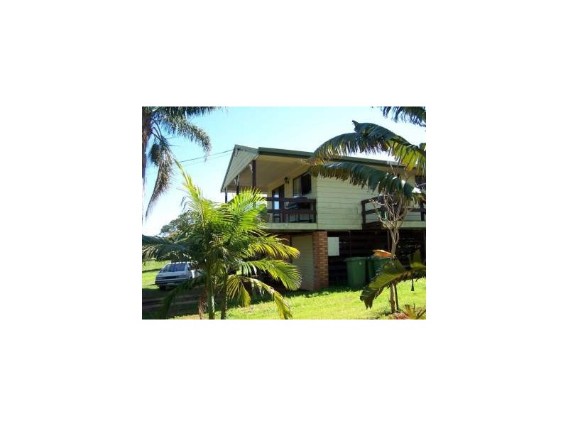 18 Melaleuca Drive, Lamb Island QLD 4184