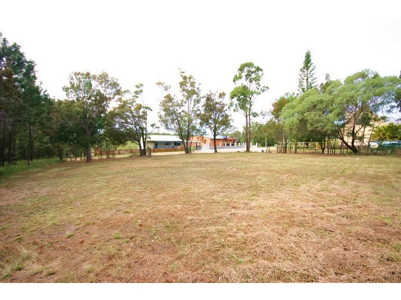 7 Timothy Street, Macleay Island QLD 4184