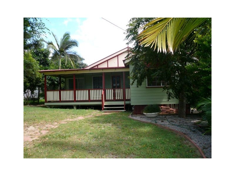 28 Vine Street, Macleay Island QLD 4184