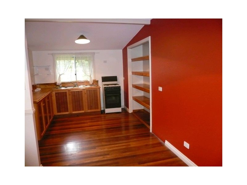 28 Vine Street, Macleay Island QLD 4184