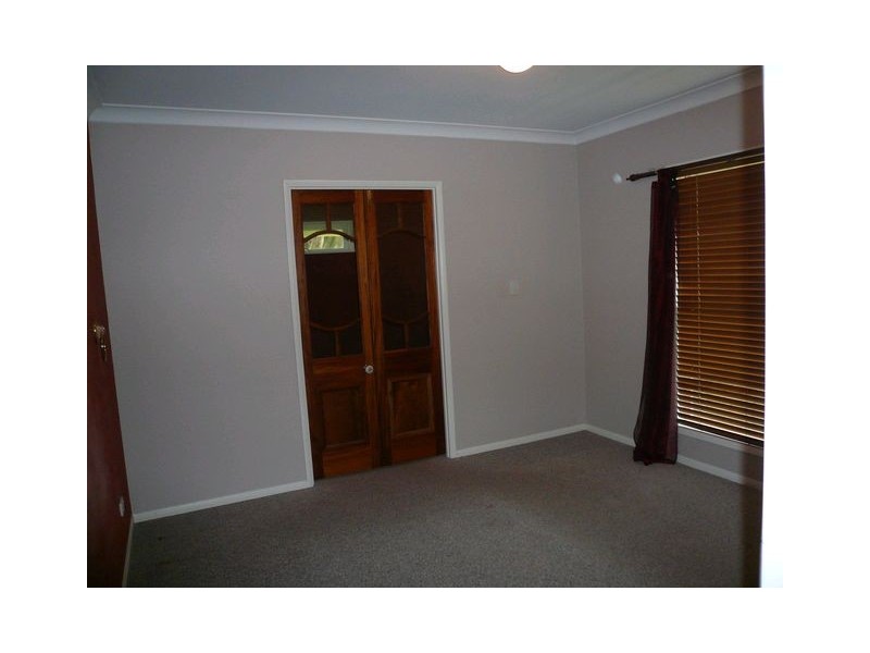 28 Vine Street, Macleay Island QLD 4184