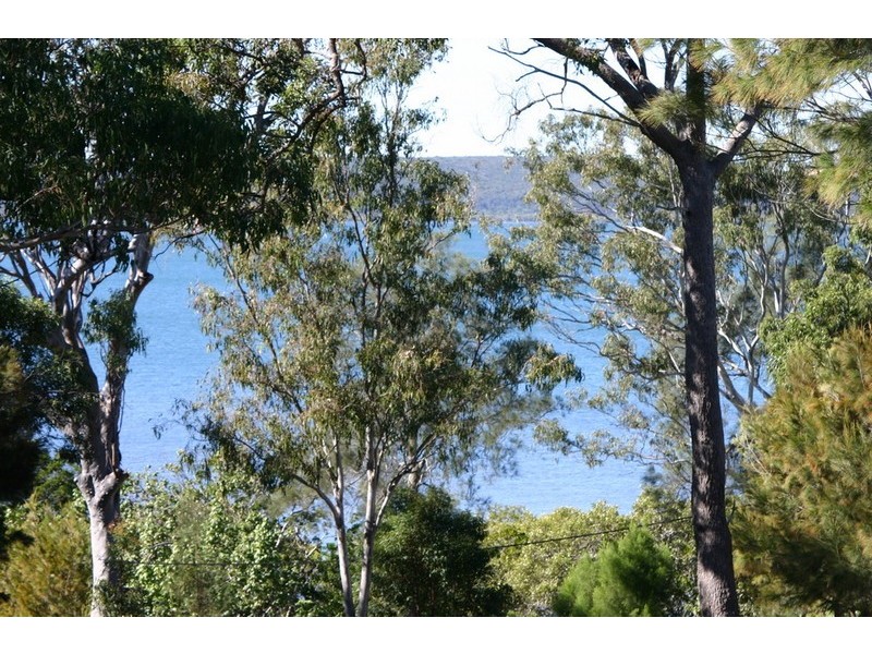 28 Leanne, Macleay Island QLD 4184