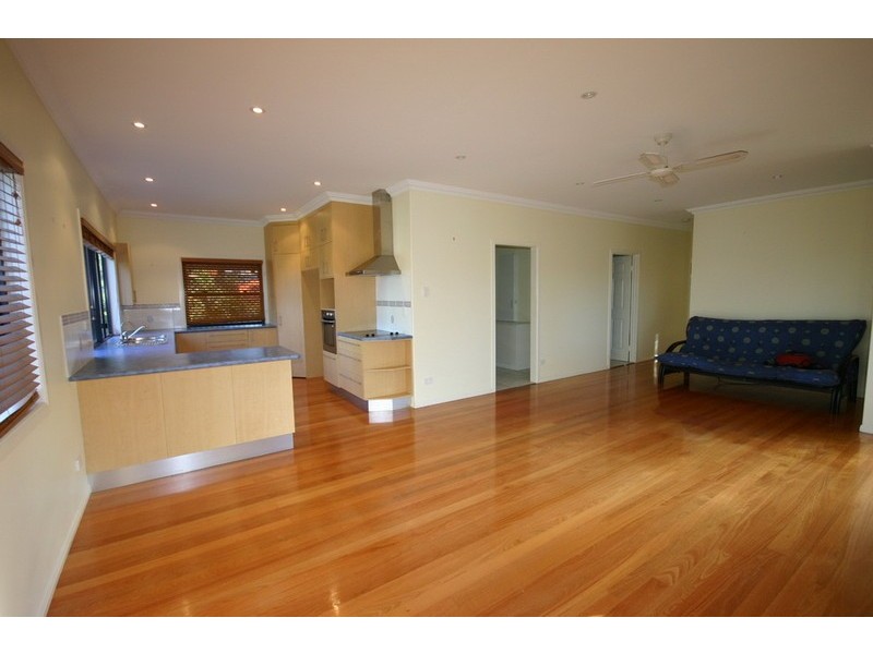 28 Leanne, Macleay Island QLD 4184