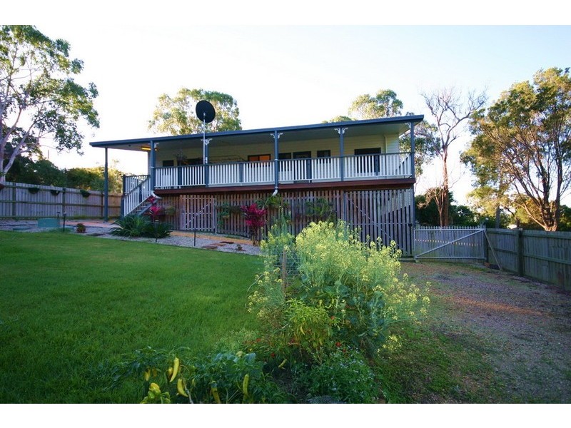 28 Leanne, Macleay Island QLD 4184