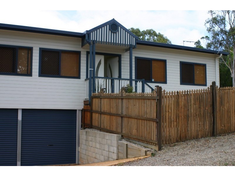 28 Leanne, Macleay Island QLD 4184