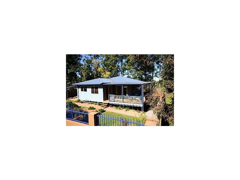 22 Cooee Crescent, Macleay Island QLD 4184