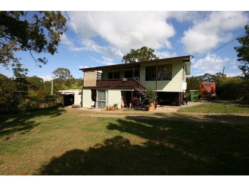 13 percival, Macleay Island QLD 4184