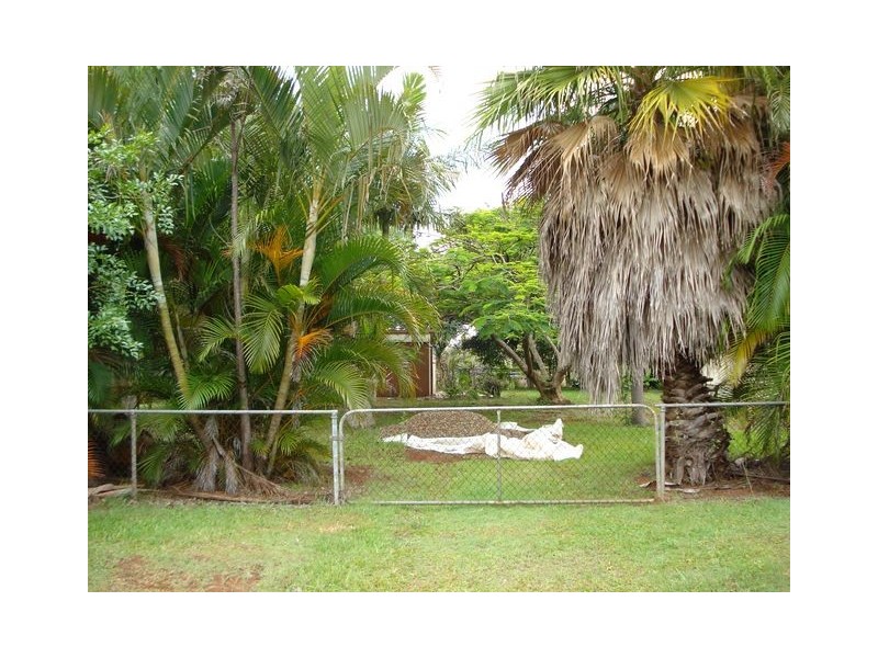 22 Leonie Crescent, Lamb Island QLD 4184