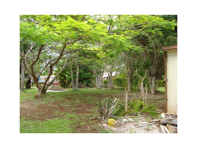 22 Leonie Crescent, Lamb Island QLD 4184