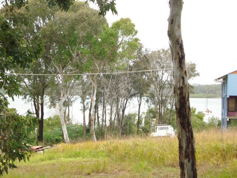 31 Lucas Drive, Lamb Island QLD 4184