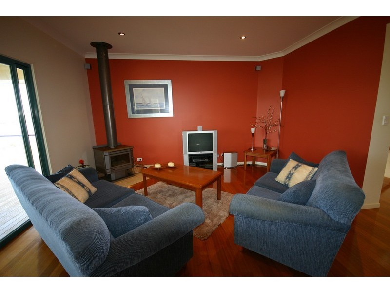 148 Canaipa Point Drive, Russell Island QLD 4184