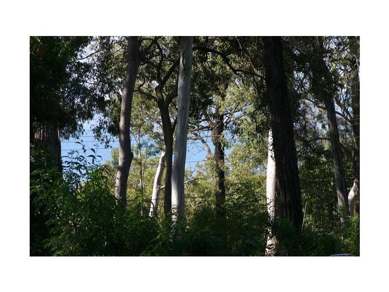 9 Double Bay Street,, Macleay Island QLD 4184