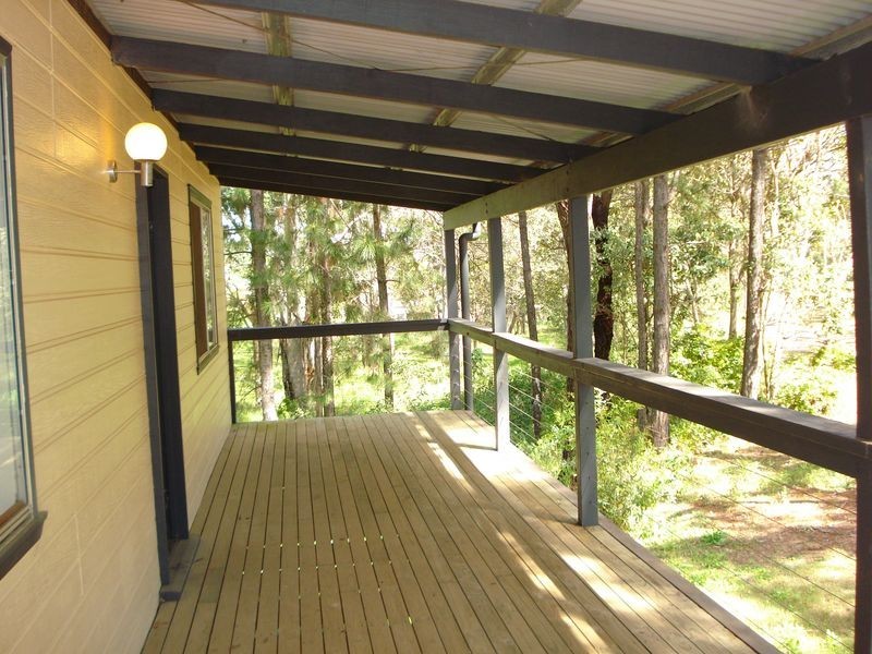 14 Nectar Street, Lamb Island QLD 4184
