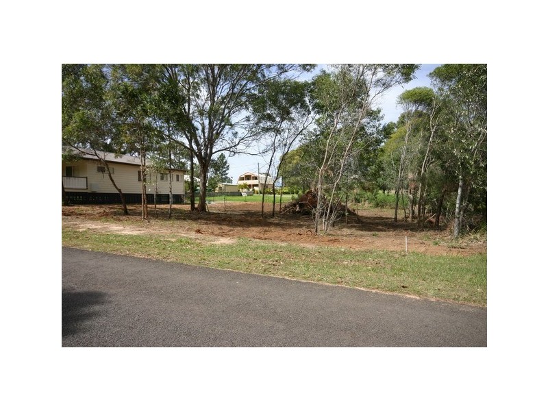 58 Francis Road, Macleay Island QLD 4184