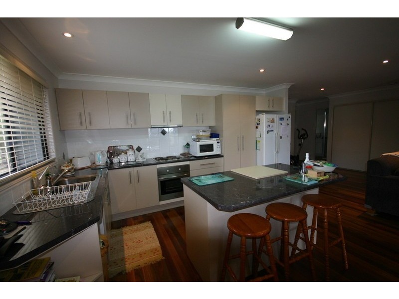 3 Timothy Street, Macleay Island QLD 4184