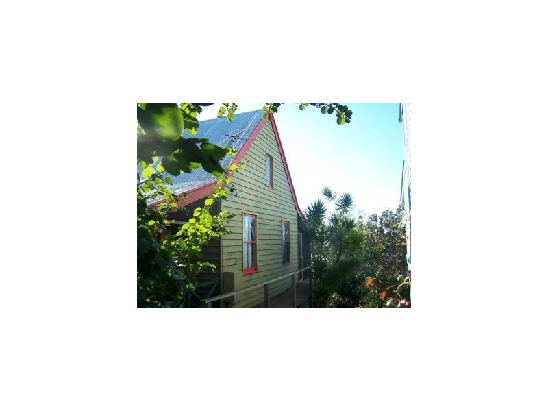 48 Resthaven Drive, Lamb Island QLD 4184