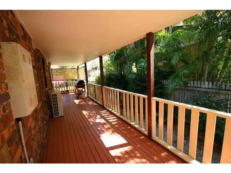 35 Kardinia Street, Macleay Island QLD 4184