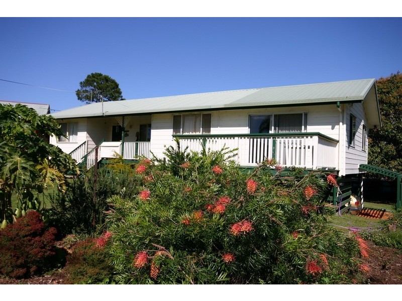 8 Wren Court, Macleay Island QLD 4184