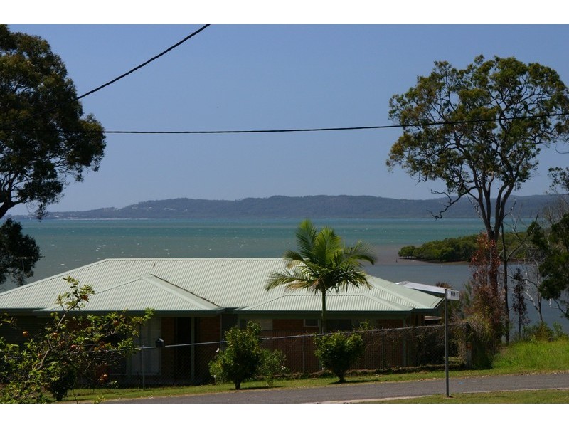 8 Wren Court, Macleay Island QLD 4184