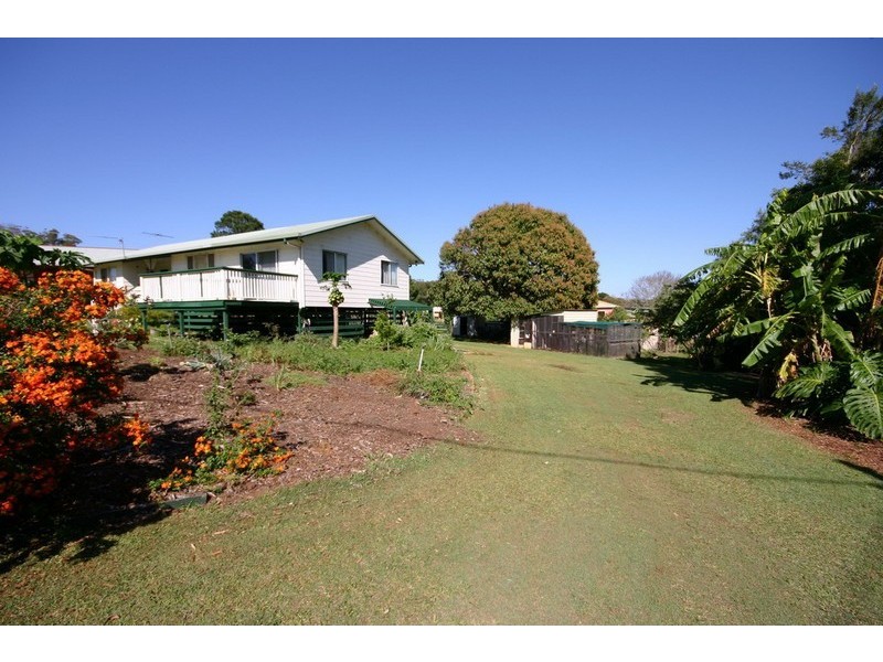 8 Wren Court, Macleay Island QLD 4184