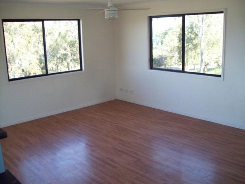7 Koonwarra Parade, Macleay Island QLD 4184