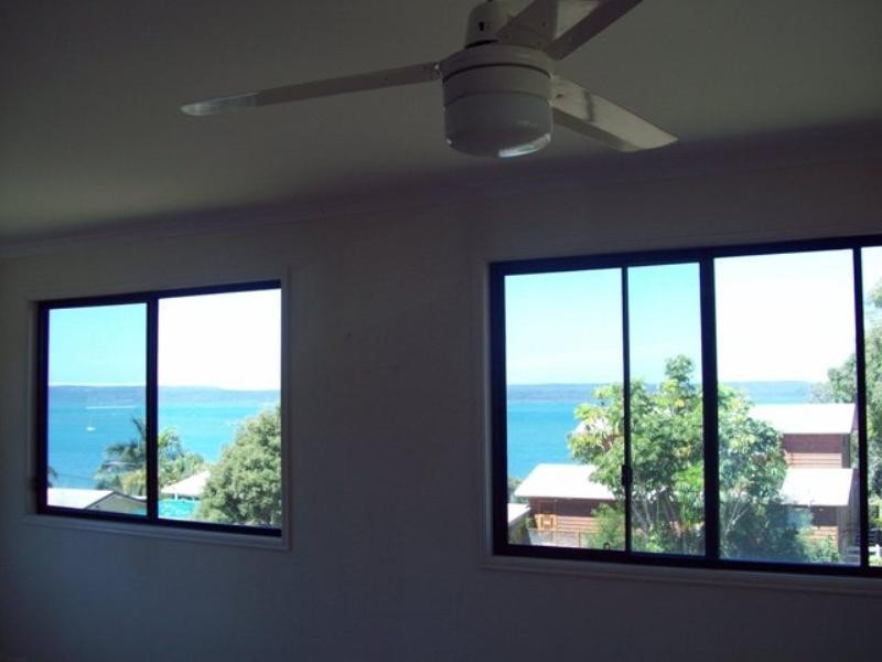 7 Koonwarra Parade, Macleay Island QLD 4184