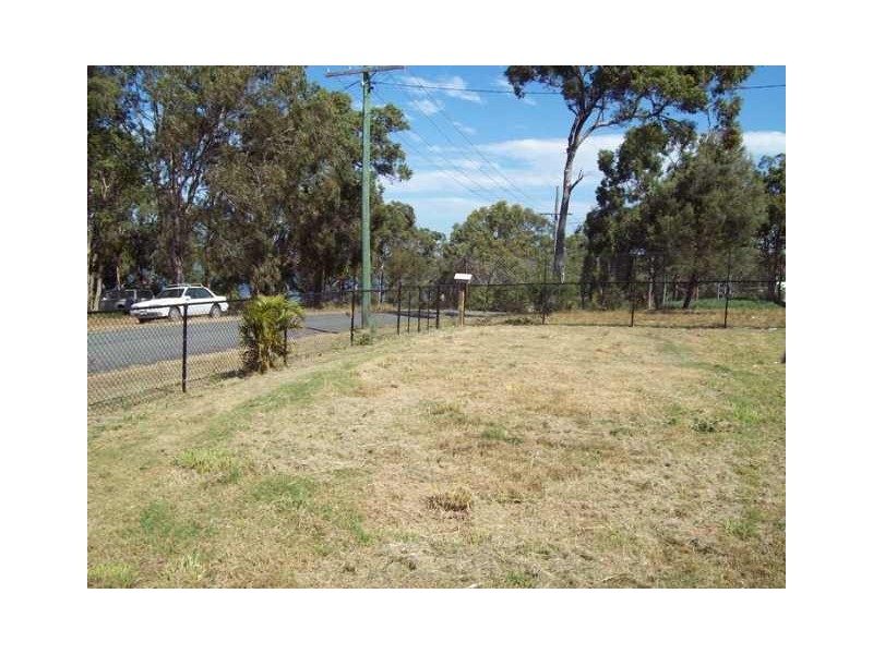 7 Koonwarra Parade, Macleay Island QLD 4184