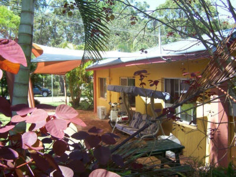 241 High Central Road, Macleay Island QLD 4184