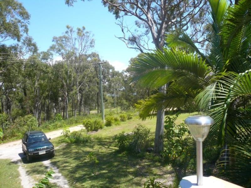 19 Charles Terrace, Macleay Island QLD 4184