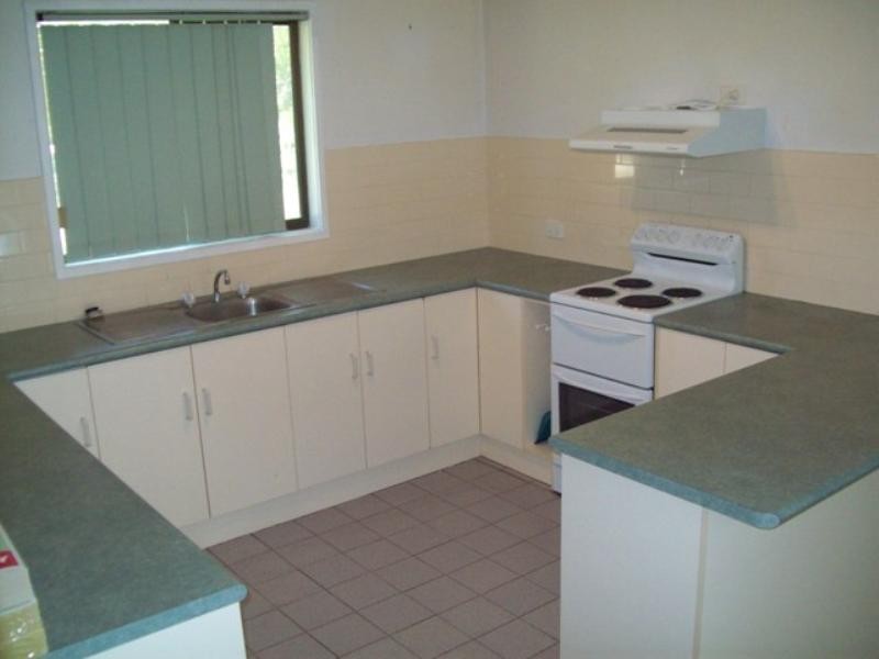 5 Noon-muckle, Macleay Island QLD 4184