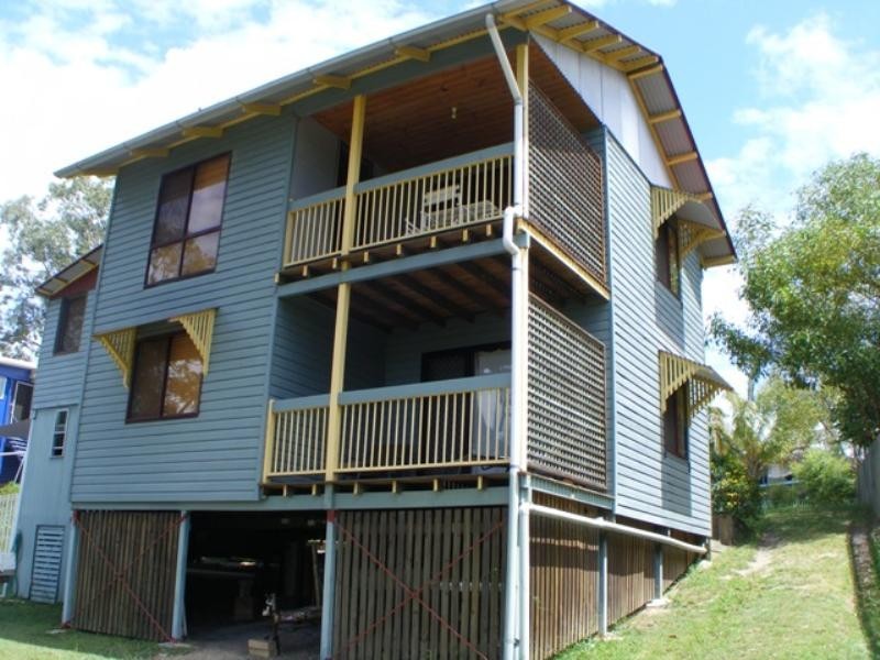 35 Jan Street, Macleay Island QLD 4184