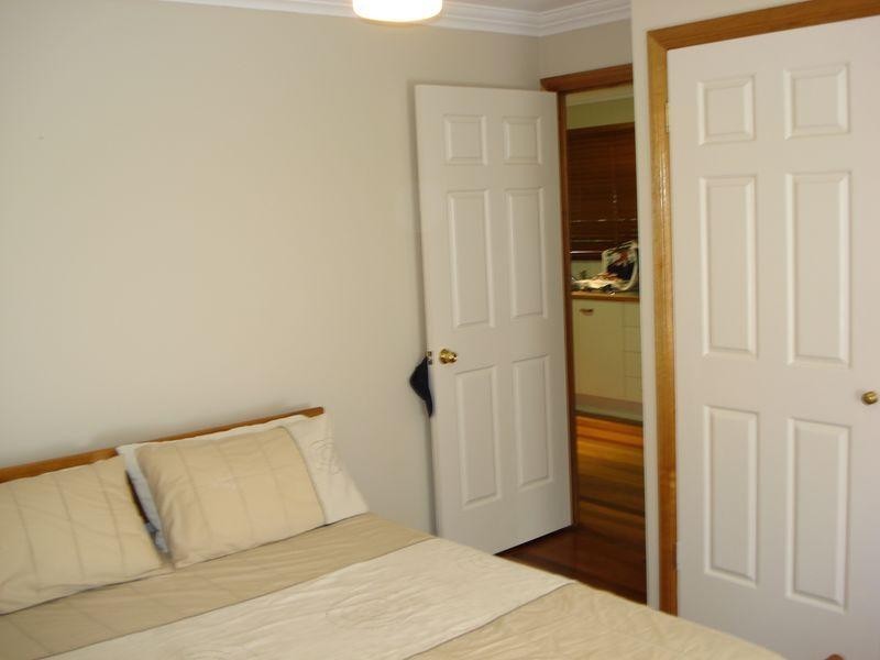 12 Bruce Street, Lamb Island QLD 4184