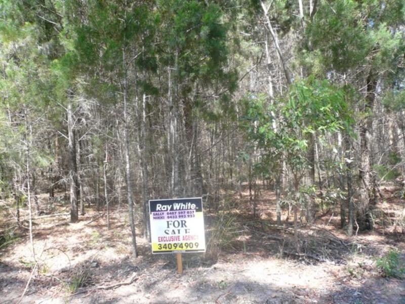 8 piccaniny, Macleay Island QLD 4184