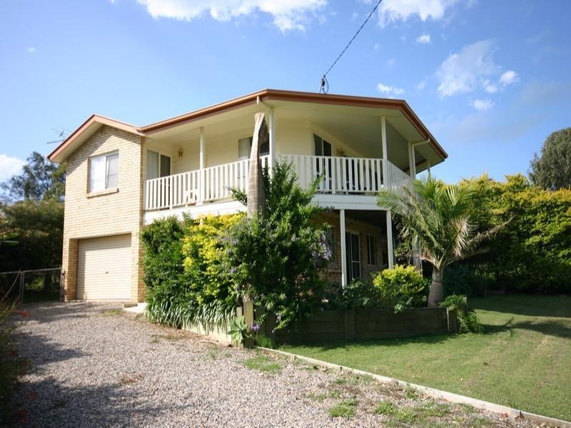3 Coorong Street, Macleay Island QLD 4184
