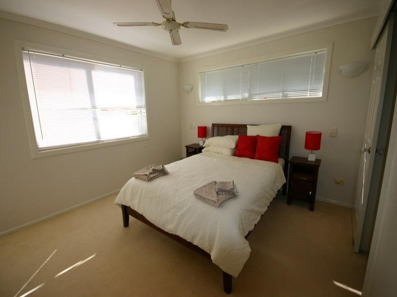 3 Coorong Street, Macleay Island QLD 4184