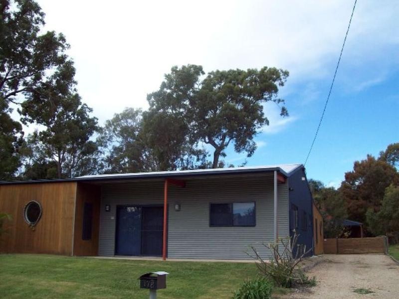 178 Kate Street, Macleay Island QLD 4184