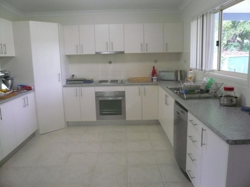 26 francis Road, Macleay Island QLD 4184