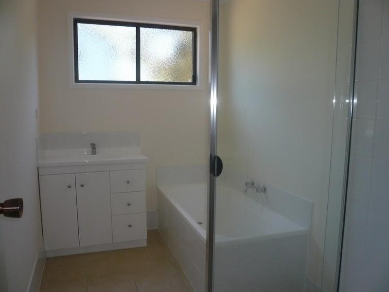 9 Sentosa Terrace, Macleay Island QLD 4184