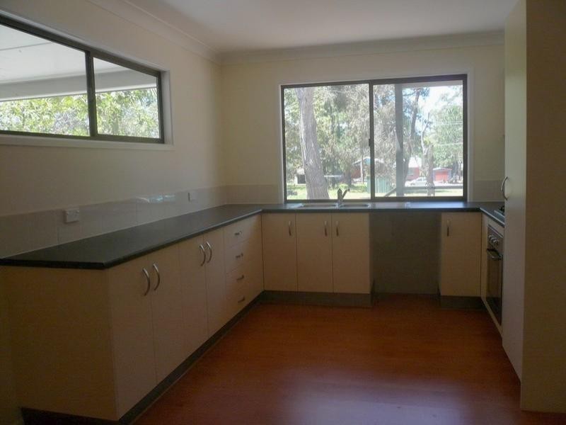 9 Sentosa Terrace, Macleay Island QLD 4184