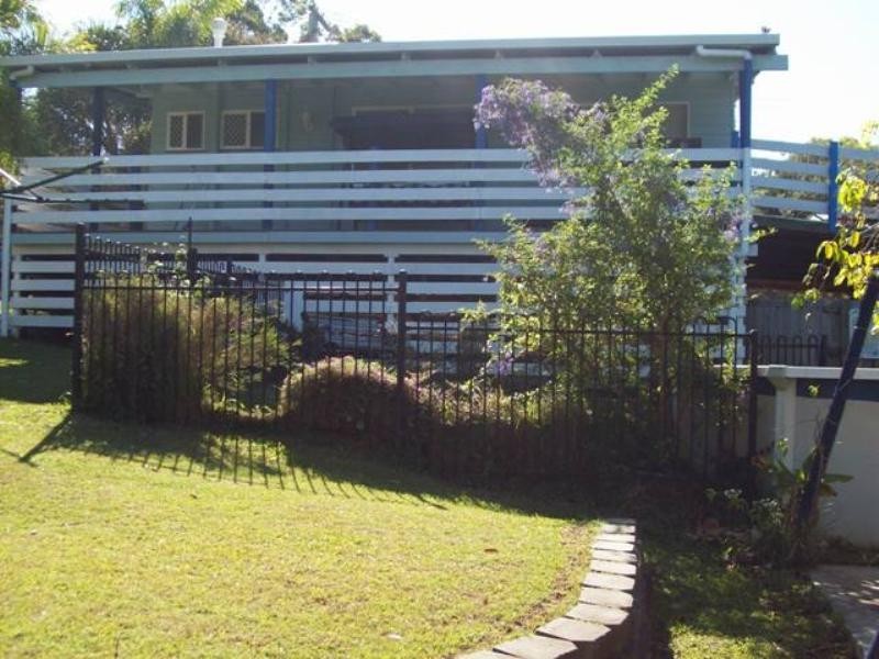 22 Ashton Street, Macleay Island QLD 4184