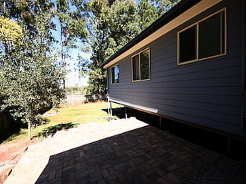 22 Cooee Crescent, Macleay Island QLD 4184