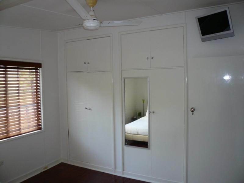 17 Florence Street, Macleay Island QLD 4184