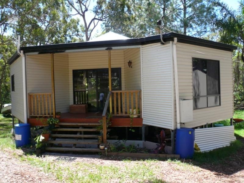 25 Ilya Street, Macleay Island QLD 4184