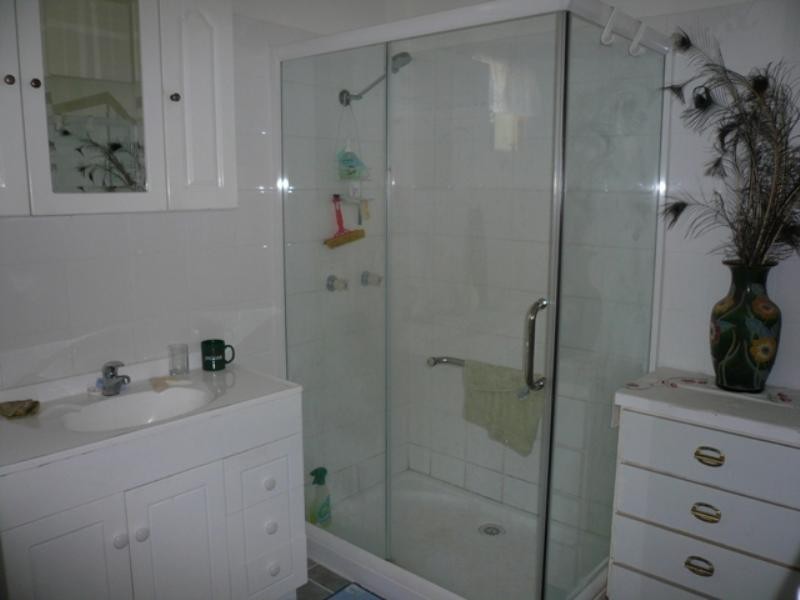 25 Ilya Street, Macleay Island QLD 4184