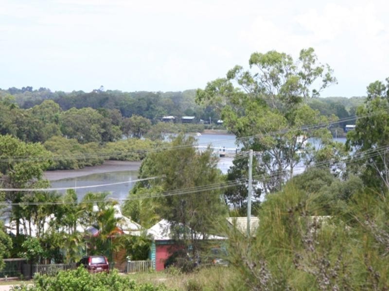 4 Aura Court, Macleay Island QLD 4184