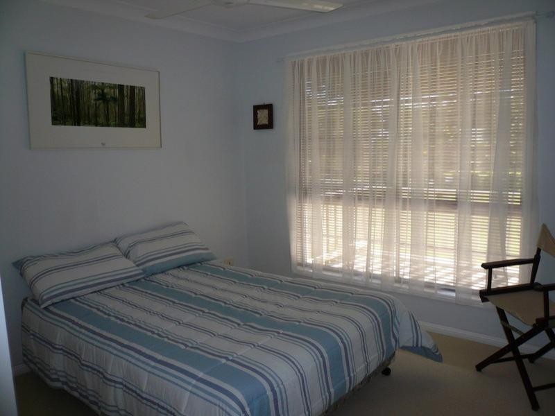 288-296 High Central Road, Macleay Island QLD 4184