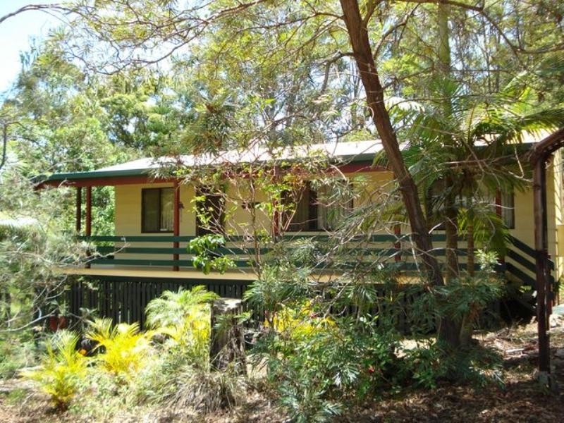 9-13 Paula Parade, Lamb Island QLD 4184