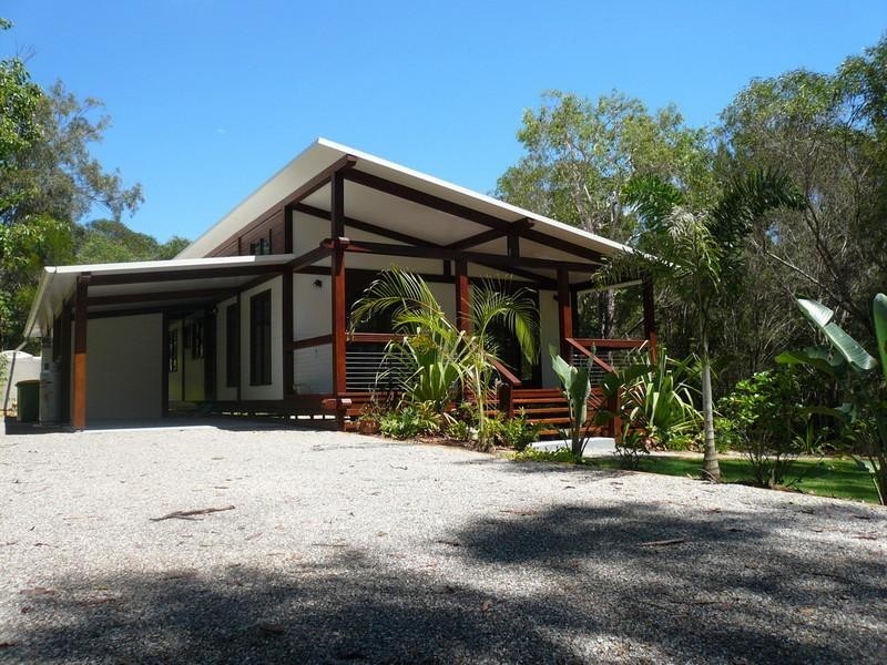 41 Brighton Road, Macleay Island QLD 4184